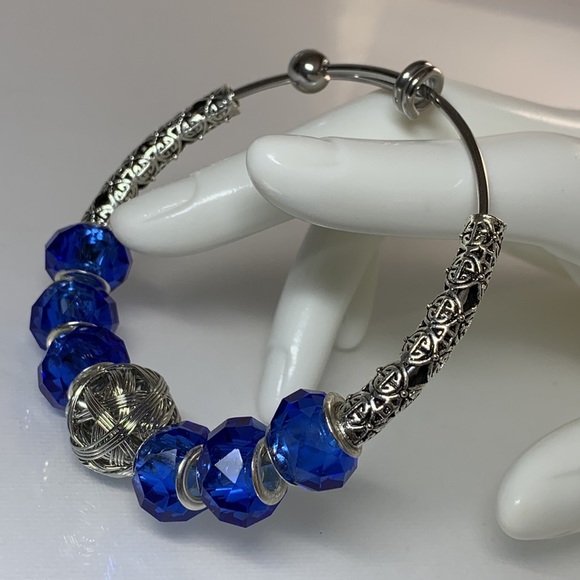 FILIGREE BLUE LAMPWORK CRYSTALS BANGLE 6cm diameter - Picture 2 of 6